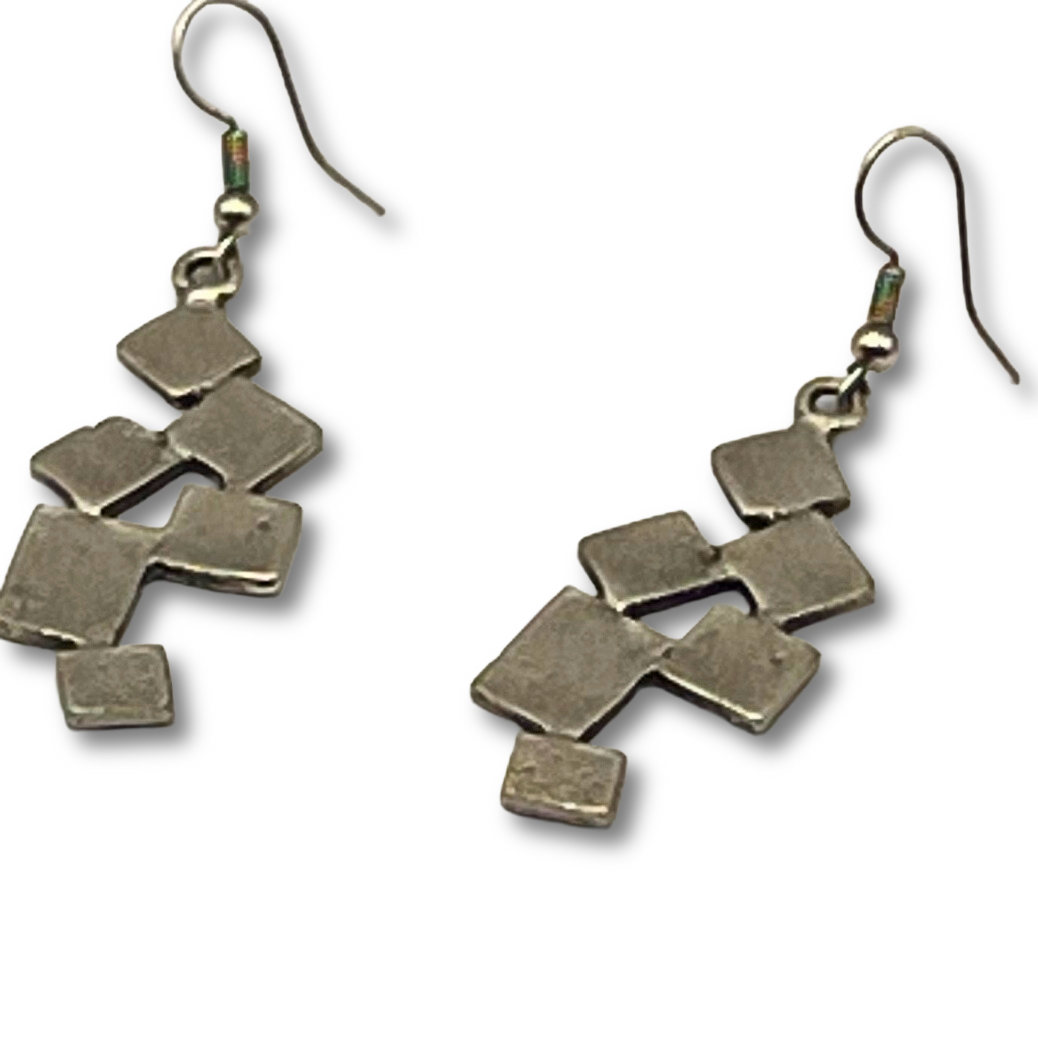 Hammered Silver-Plated Bib Necklace And Earrings Set